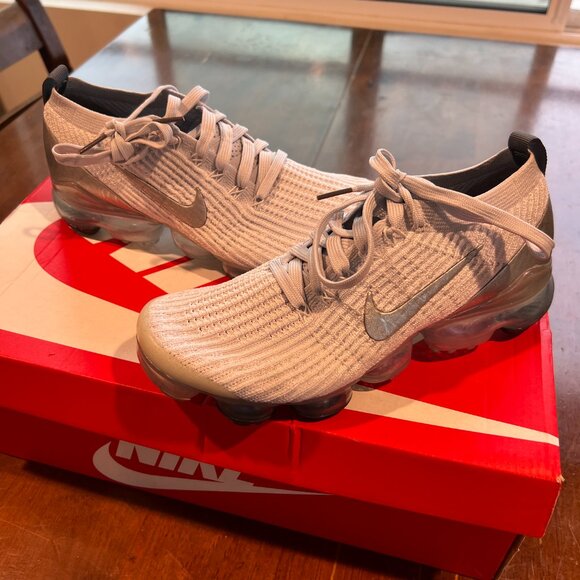 Nike Air VaporMax Flyknit 3 'White Reflect Silver' Size 8.5 - Picture 1 of 16